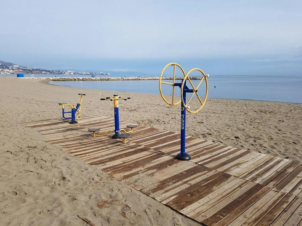 Apartment Fuengirola, Los Boliches - Nice Studio Right On The Beach. Spain